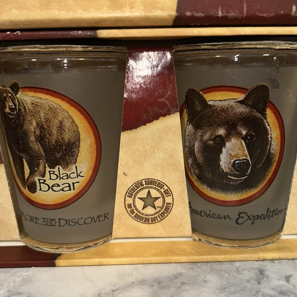 American Expedition Wildlife Shot Glass Gift Set - Picture 4 of 8